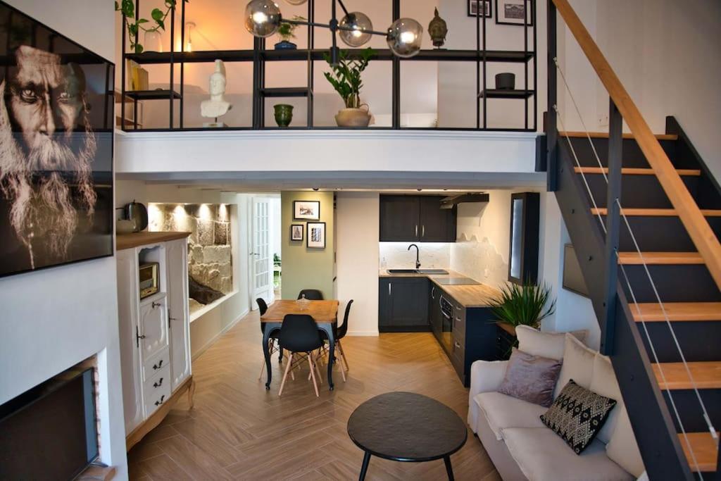 Appartement-Terrasse Centre Historique ユゼ エクステリア 写真